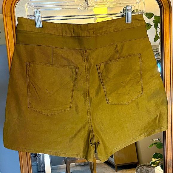 HUDSON Jeans Paperbag Shorts | Green Moss | Size 24 | NWOT - Picture 4 of 8